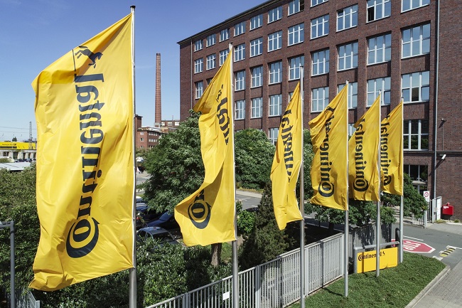 Producătorul german Continental, cu activități și în România, analizează vânzarea unor active din domeniul automotive (Bloomberg)