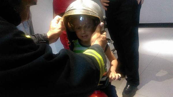 copil salvat pompieri 2