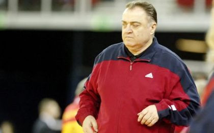 A murit Cornel Oțelea, singurul handbalist român care a câștigat de trei ori titlul mondial