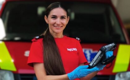 Singura femeie care conduce ambulanțele SMURD în cadrul ISU Timiș