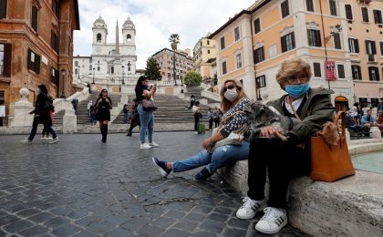 Permisul de sănătate devine obligatoriu de azi în Italia