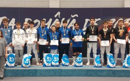 Juniorii de la CSU Politehnica Timișoara au câștigat medalia de aur la Campionatul Național de floretă