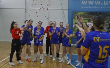 Timișoara a câștigat derby-ul Banatului, după o revenire de senzație: CSU UVT - CSU Reșița 26-22 (8:12)