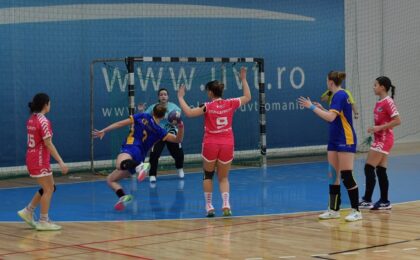 Cupa UVT la handbal feminin junioare 1, trei zile de meciuri palpitante