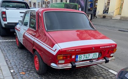 Un român a cheltuit 26.000 de euro ca să-şi transforme Dacia 1300 într-o maşină electrică