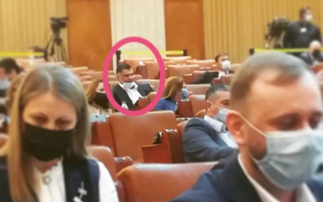 Deputatul PSD Daniel Ghiţă, întrebat de ce nu poartă mască în Parlament: ”E declarată pandemia în România?”