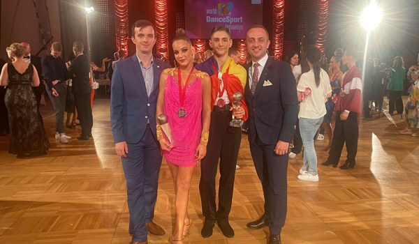 Marius Pădurean și Adelina Stanciu, vicecampioni mondiali la dans