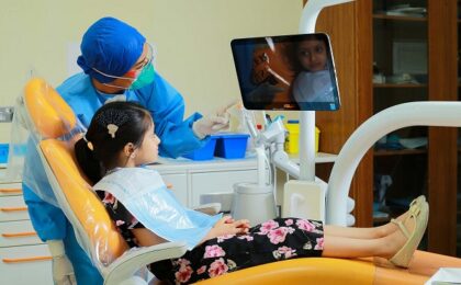 În Timișoara, există 63 de cabinete medicale în învățământul de masă, dar niciunul stomatologic