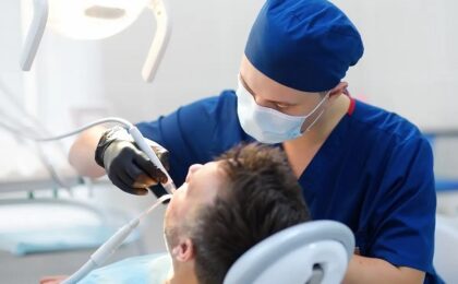 De la 1 iulie, asigurații au mai multe servicii medicale dentare decontate de stat