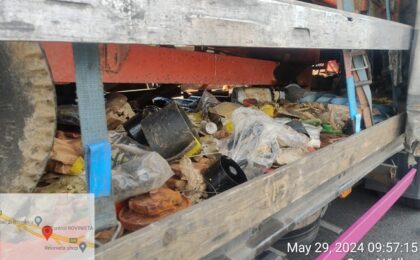 Peste 400 de tone de deșeuri au fost respinse la intrarea în țară, în perioada 15 - 30 mai
