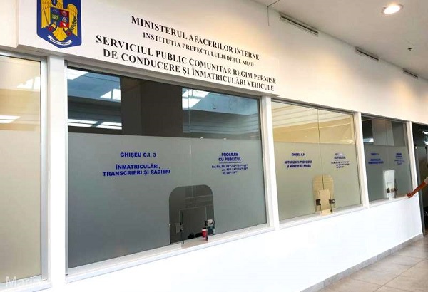 Descindere a ofițerilor DGA la Serviciul de permise de conducere din municipiul Arad