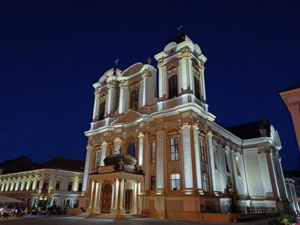 Concert de Crăciun, oferit de Orchestra și Corul Facultății de Muzică și Teatru din cadrul UVT, la Domul Romano-Catolic din Timișoara