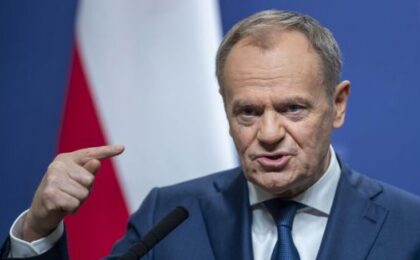 Premierul Tusk anunță că Polonia, deocamdată, nu va adera la Consiliul Păcii