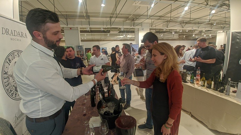 Prezentă la ROVINHUD 2022, Crama Dradara vrea să se impună și pe piața vinurilor din Timișoara