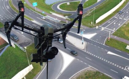 Despre autostrăzi, drone și privitul în viitor