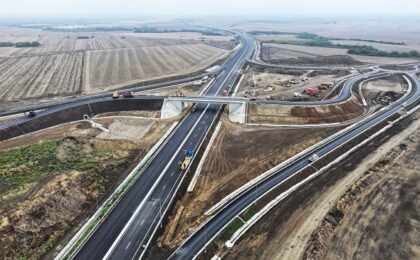VIDEO! Lucrările la noul drum de legătură al Timișoarei (DN 69 – zona Sânandrei) cu autostrada A1 sunt aproape gata 5 VIDEO! Lucrările la noul drum de legătură al Timișoarei (DN 69 – zona Sânandrei) cu autostrada A1 sunt aproape gata