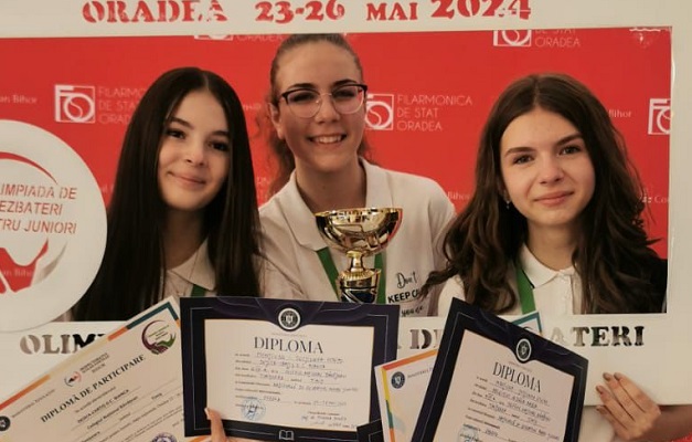 O elevă din Timișoara a obținut premiul I pe țară la Olimpiada națională de dezbateri pentru juniori, fiind cea mai bună vorbitoare dintre toți participanții