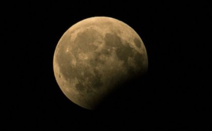 Cea mai lungă eclipsă lunară parțială din acest secol are loc în noiembrie 2021
