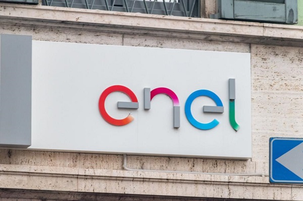 Enel a semnat pentru vânzarea activelor din România către grecii de la PPC. Compania elenă devine cel mai mare jucător energetic din Europa de Sud-Est