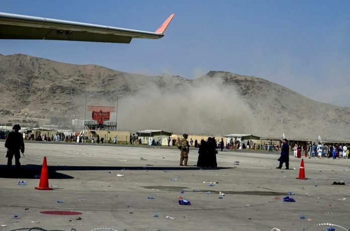 Două explozii au avut loc în zona aeroportului din Kabul