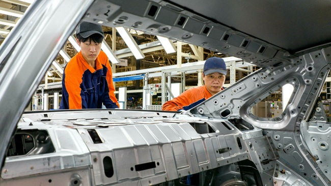 Un colos auto din China își deschide fabrică în Timișoara. Are venituri de 24,5 miliarde de dolari pe an