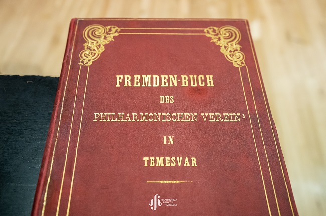Cartea de Aur a Filarmonicii Banatul Timișoara și-a redobândit strălucirea de odinioară