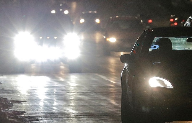 Flash-urile din trafic vă pot lăsa fără permis. Reguli din Codul Rutier 2025