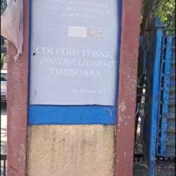 La Timișoara, școala începe cu promisiuni false, nemulțumiri vechi, clase comasate și clădiri în paragină. FOTO şi VIDEO