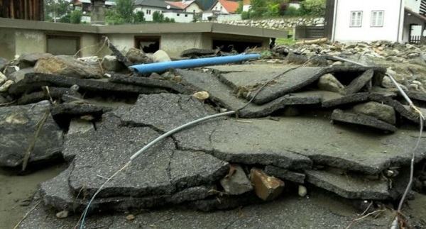Un mort și un rănit în urma furtunilor devastatoare din Austria: „În patru ore a plouat cât în toată luna iunie” (video)