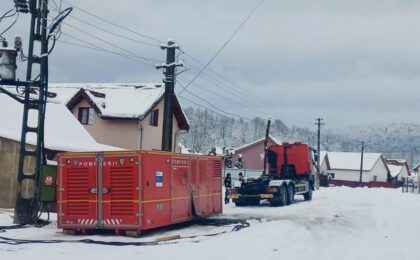 Aproape 600 de gospodării din Timiş sunt a treia zi fără curent 21 Veste mare de la ISU Timiș: Toate localitățile din județ beneficiază de alimentare cu energie electrică