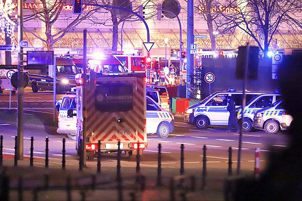 Tragedii în lanț în Germania în noaptea de Revelion. Cel puțin cinci persoane au murit din cauza unor artificii puternice 1 Tragedii în lanț în Germania în noaptea de Revelion. Cel puțin cinci persoane au murit din cauza unor artificii puternice
