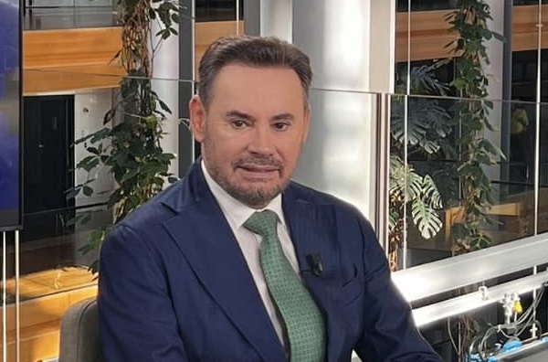 Gheorghe Falcă: USR pune condiții care nu pot fi îndeplinite 1 Gheorghe Falcă: „Sorin Grindeanu e laș. Vreau să-l văd premier, să ne arate din știința lui”