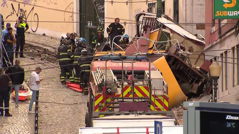 Tragedie în Lisabona. Funicularul Gloria s-a prăbușit. Cel puțin 15 morți și 18 răniți. VIDEO