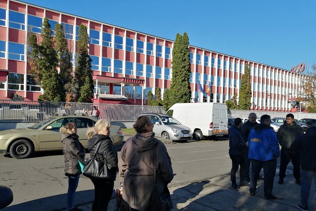 Protest spontan la fabrica AEM din Timișoara