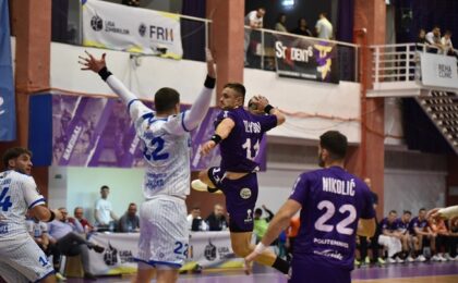 Duel de foc pe semicerc: SCM Politehnica Timișoara - CSM Vaslui