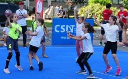 "Handbal ca la carte" - turneu cu peste 370 de copii, la Timişoara