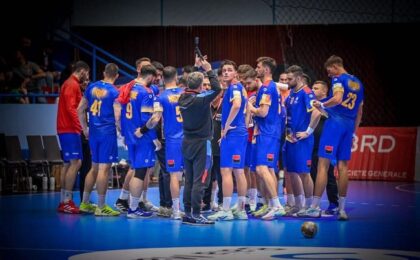 Naționala de handbal masculin, cu selecționerul și trei jucători de la Timișoara, începe seria meciurilor de pregătire înainte de Campionatul European