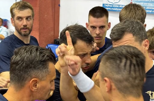 Dinamo București a învins-o pe Poli Timișoara în Liga Zimbrilor, scor 34-23. Clasamentul la zi