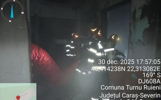 O bătrânică de 93 de ani a pierit într-un incendiu care i-a cuprins casa