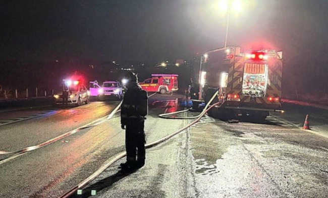 Autotren distrus de un incendiu, în județul Timiș (foto)