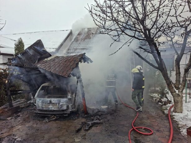 Incendiu violent la Giroc (foto)
