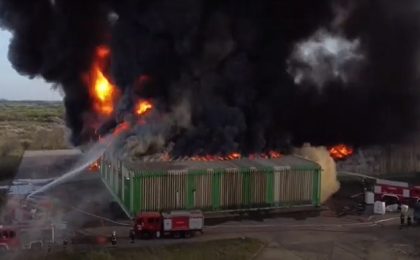 Primele imagini video cu incendiul de proporții de lângă Timișoara