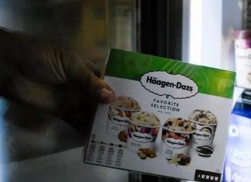 Alertă alimentară: Înghețată contaminată cu o substanță toxică, retrasă de la vânzare