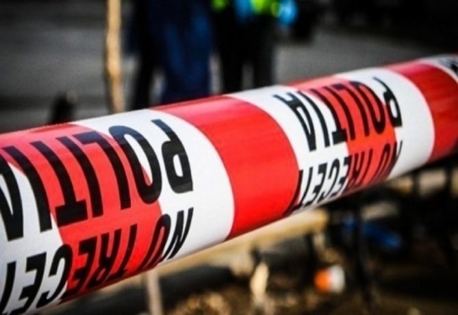 O tânără de 19 ani a înjunghiat un tânăr de 20 de ani, pe o stradă din Timișoara