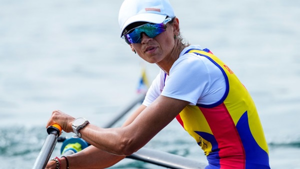 Medalie de Aur: Ionela Cozmiuc s-a impus la simplu vâsle - categoria ușoară