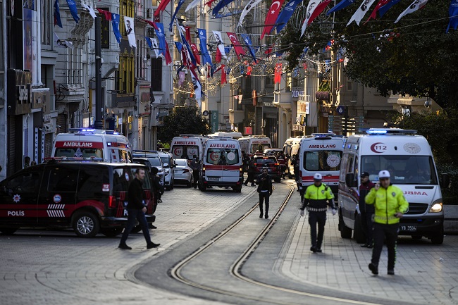 Explozie în Istanbul. Cel puțin 4 morți și 38 de răniți (video)