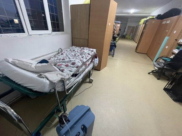 Cine tace e complice: ce leagă spitalul-lagăr de la Jebel de azilul groazei din Lenauheim și tăcerea statului