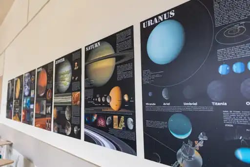 Elevii Colegiului Național Bănățean din Timișoara vor putea pătrunde în tainele universului, datorită unui laborator de astronomie. Foto 1 Elevii Colegiului Național Bănățean din Timișoara vor putea pătrunde în tainele universului, datorită unui laborator de astronomie. Foto
