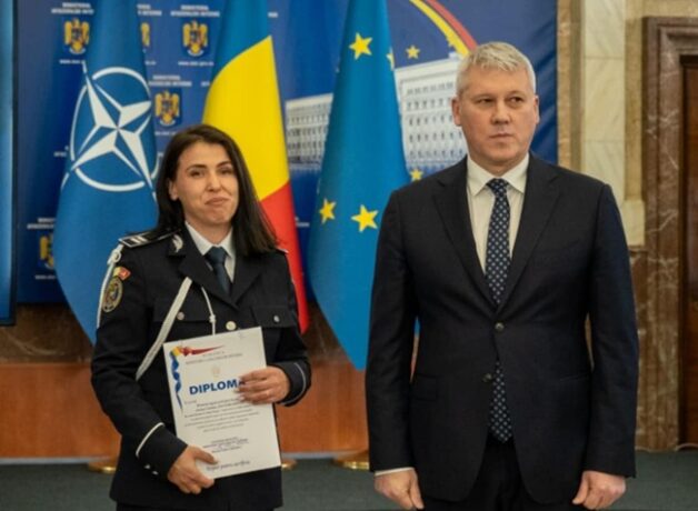 O poliţistă din Timiş a salvat viaţa unei femei de 78 de ani. A fost premiată de ministrul de Interne