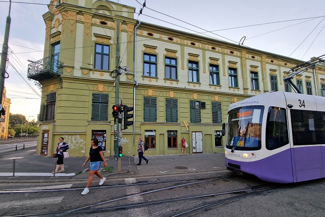 Ruben Laţcău: Pe linia 7 circulă primele două tramvaie Armonia, iar numărul lor va creşte